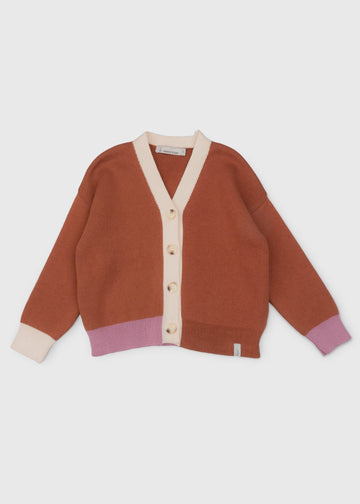 MO cardigan-woman